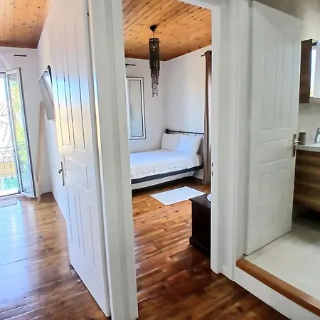 Hellenes House Apartamento