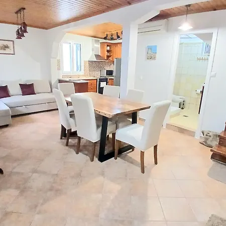 Apartment Hellenes House Lefkada City